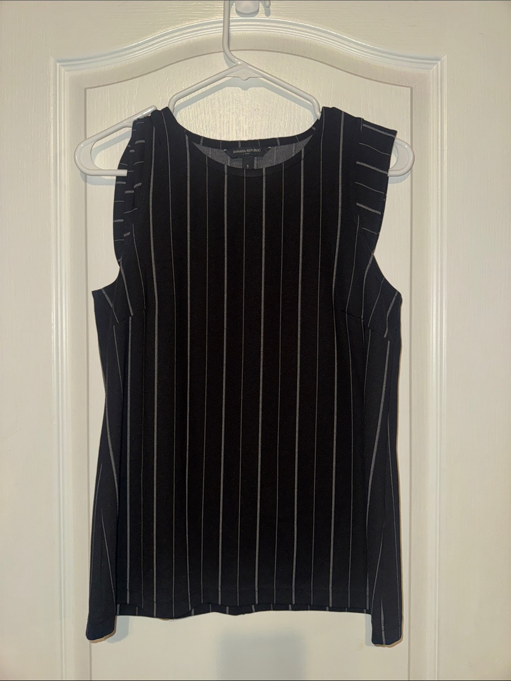 Banana Republic Black Pinstripe Sleeveless Shell Top
